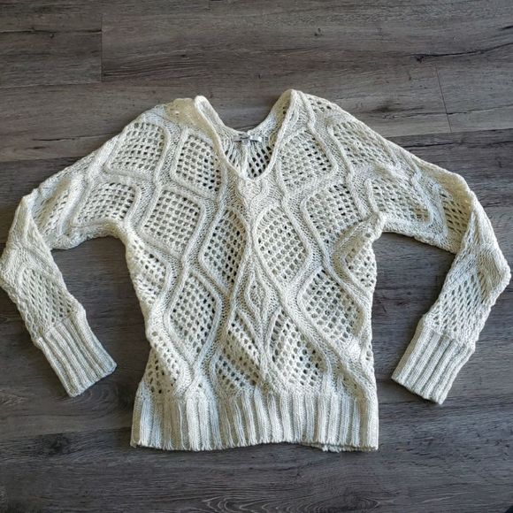 Sweaters - Papaya Knit Vneck Sweater Small Medium NWOT